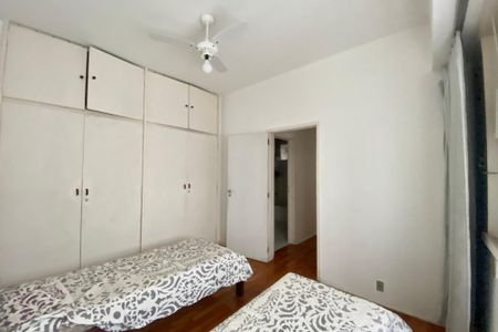 Apartamento à venda com 100m², 3 quartos e 1 vaga Apartamento à venda com 100m², 3 quartos e 1 vagaQuarto 2