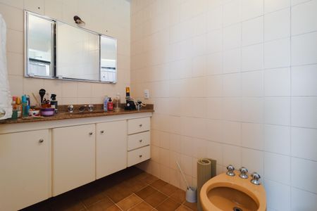 Apartamento para alugar com 150m², 3 quartos e 2 vagasBanheiro da Suíte