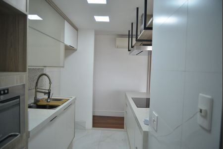 Apartamento à venda com 85m², 3 quartos e 2 vagasCozinha