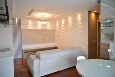 Sala de apartamento à venda com 3 quartos, 85m² em Vila Curuçá, Santo André