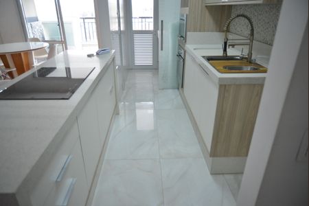 Apartamento à venda com 85m², 3 quartos e 2 vagasCozinha