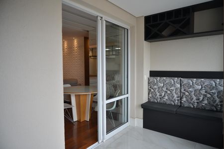 Apartamento à venda com 85m², 3 quartos e 2 vagasVaranda da Sala