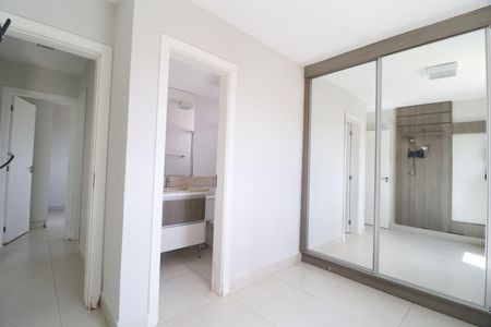Apartamento para alugar com 70m², 2 quartos e 2 vagasSuíte