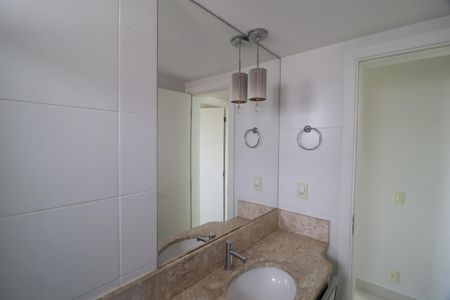 Apartamento para alugar com 70m², 2 quartos e 2 vagasBanheiro Social