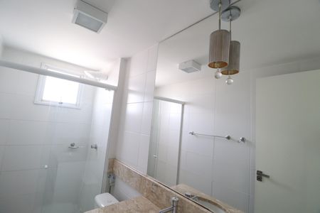 Apartamento para alugar com 70m², 2 quartos e 2 vagasBanheiro Social