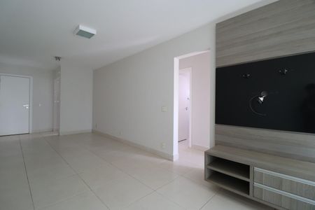 Apartamento para alugar com 70m², 2 quartos e 2 vagasSala