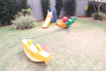 Apartamento para alugar com 70m², 2 quartos e 2 vagasÁrea comum - Playground