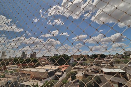 Apartamento para alugar com 70m², 2 quartos e 2 vagasVista da Sacada