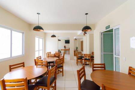 Apartamento para alugar com 28m², 1 quarto e sem vagaÁrea comum - Salão de festas