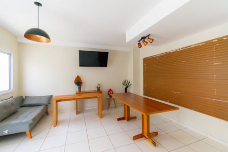 Apartamento para alugar com 28m², 1 quarto e sem vagaÁrea comum - Salão de festas