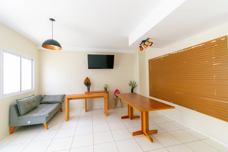 Apartamento para alugar com 28m², 1 quarto e sem vagaÁrea comum - Salão de festas