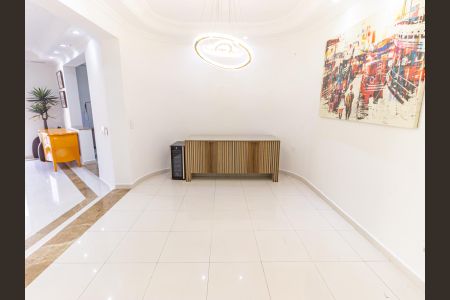 Apartamento à venda com 172m², 3 quartos e 3 vagas Apartamento à venda com 172m², 3 quartos e 3 vagasSala de Jantar