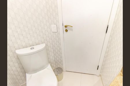 Apartamento à venda com 172m², 3 quartos e 3 vagas Apartamento à venda com 172m², 3 quartos e 3 vagasLavabo