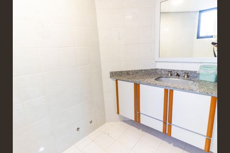 Apartamento à venda com 172m², 3 quartos e 3 vagas Apartamento à venda com 172m², 3 quartos e 3 vagasBanheiro da Suíte 3