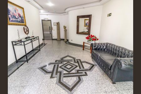 Apartamento à venda com 172m², 3 quartos e 3 vagas Apartamento à venda com 172m², 3 quartos e 3 vagasÁrea comum - Hall