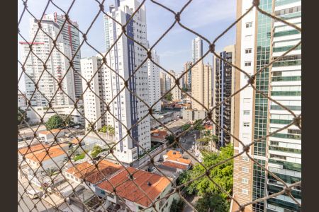 Apartamento à venda com 172m², 3 quartos e 3 vagas Apartamento à venda com 172m², 3 quartos e 3 vagasVaranda - Vista