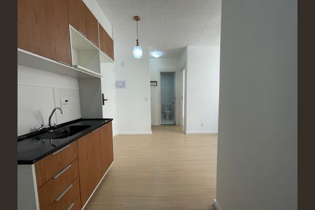 Apartamento à venda com 37m², 2 quartos e sem vaga Apartamento à venda com 37m², 2 quartos e sem vagaCozinha e Área de Serviço