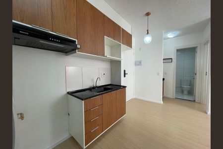 Apartamento à venda com 37m², 2 quartos e sem vaga Apartamento à venda com 37m², 2 quartos e sem vagaCozinha e Área de Serviço