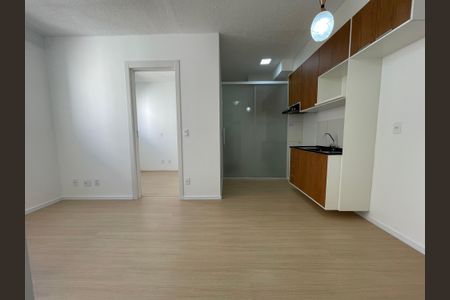 Apartamento à venda com 37m², 2 quartos e sem vaga Apartamento à venda com 37m², 2 quartos e sem vagaSala