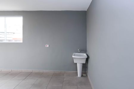 Área de Serviço de casa para alugar com 2 quartos, 100m² em Cursino, São Paulo