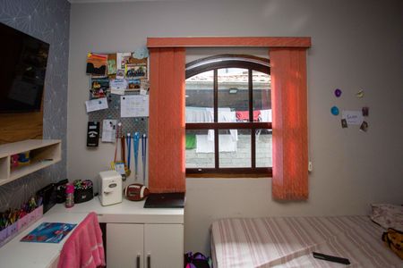 Casa à venda com 175m², 3 quartos e 2 vagasQuarto 1