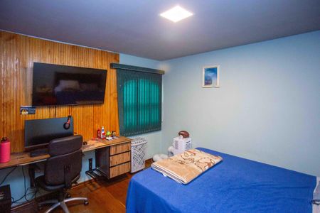 Casa à venda com 175m², 3 quartos e 2 vagasQuarto 2