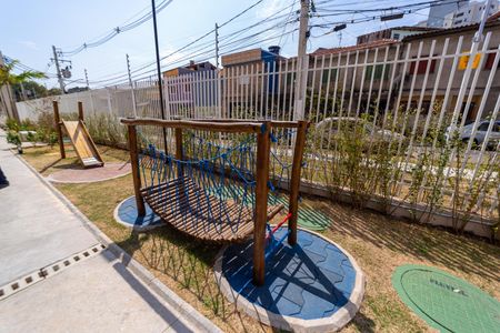 Apartamento para alugar com 32m², 2 quartos e sem vaga Apartamento para alugar com 32m², 2 quartos e sem vagaÁrea comum - Playground