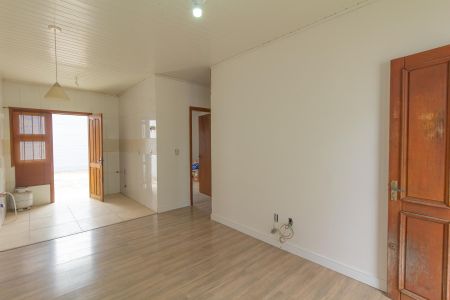 Casa à venda com 160m², 2 quartos e 2 vagas Casa à venda com 160m², 2 quartos e 2 vagasSala