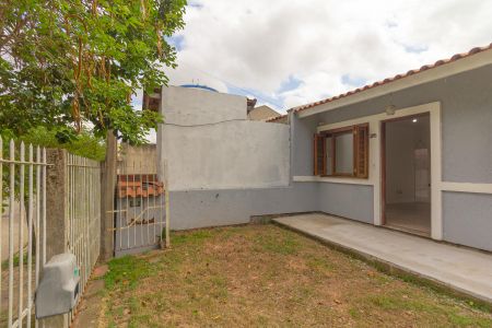 Casa à venda com 160m², 2 quartos e 2 vagas Casa à venda com 160m², 2 quartos e 2 vagasÁrea externa
