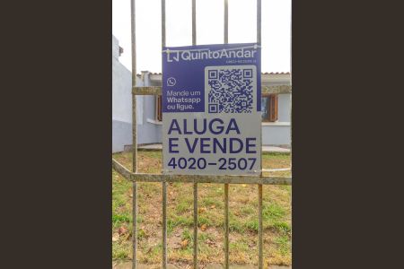 Casa à venda com 160m², 2 quartos e 2 vagas Casa à venda com 160m², 2 quartos e 2 vagasPlaca instalada