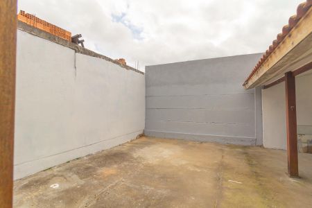Casa à venda com 160m², 2 quartos e 2 vagas Casa à venda com 160m², 2 quartos e 2 vagasVista do Quarto 2