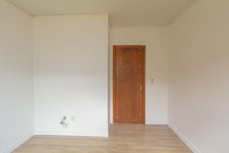 Casa à venda com 160m², 2 quartos e 2 vagas Casa à venda com 160m², 2 quartos e 2 vagasQuarto 2