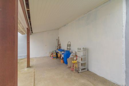 Casa à venda com 160m², 2 quartos e 2 vagas Casa à venda com 160m², 2 quartos e 2 vagasGaragem