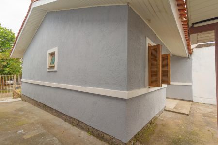 Casa à venda com 160m², 2 quartos e 2 vagas Casa à venda com 160m², 2 quartos e 2 vagasÁrea externa/Fundos
