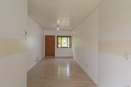 Casa à venda com 160m², 2 quartos e 2 vagas Casa à venda com 160m², 2 quartos e 2 vagasSala