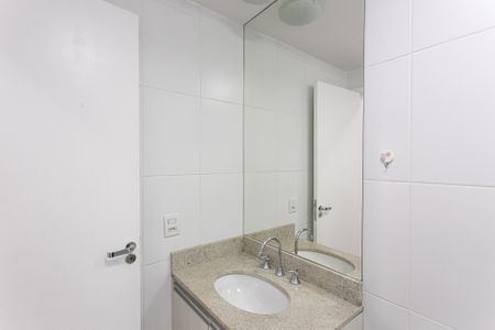 Apartamento à venda com 63m², 2 quartos e 1 vagaBanheiro Social