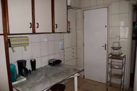 Apartamento à venda com 100m², 2 quartos e 1 vagaCozinha