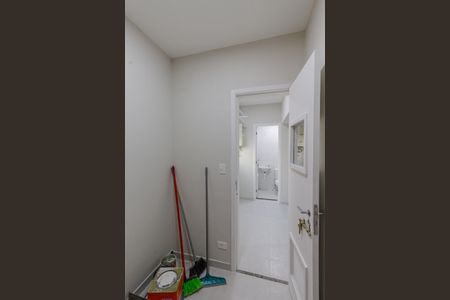 Apartamento à venda com 85m², 3 quartos e 2 vagas Apartamento à venda com 85m², 3 quartos e 2 vagasQuarto de Serviço