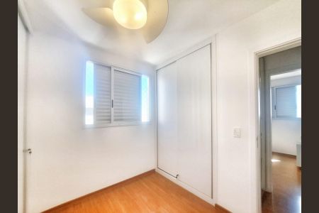 Apartamento à venda com 98m², 3 quartos e 2 vagas Apartamento à venda com 98m², 3 quartos e 2 vagasQuarto 1