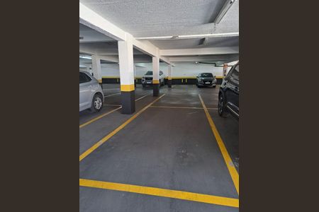 Apartamento à venda com 98m², 3 quartos e 2 vagas Apartamento à venda com 98m², 3 quartos e 2 vagasGaragem