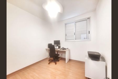 Apartamento à venda com 98m², 3 quartos e 2 vagas Apartamento à venda com 98m², 3 quartos e 2 vagasQuarto 2