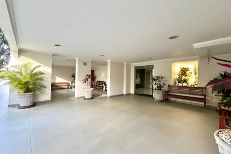 Apartamento à venda com 64m², 2 quartos e 1 vagaHall de entrada