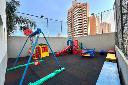 Apartamento à venda com 64m², 2 quartos e 1 vagaÁrea comum - Playground