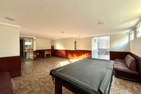 Apartamento à venda com 64m², 2 quartos e 1 vagaÁrea comum