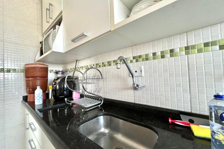 Apartamento à venda com 64m², 2 quartos e 1 vagaCozinha