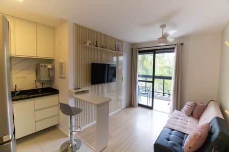 Sala/Cozinha de kitnet/studio à venda com 1 quarto, 38m² em Ingá, Niterói