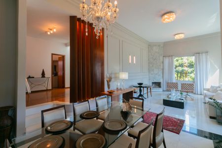 Casa à venda com 450m², 4 quartos e 10 vagasSala 2