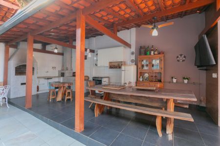 Casa à venda com 450m², 4 quartos e 10 vagasÁrea Gourmet