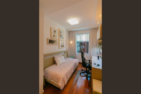 Casa à venda com 450m², 4 quartos e 10 vagasQuarto 3