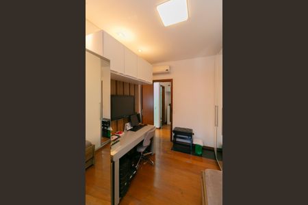 Casa à venda com 450m², 4 quartos e 10 vagasQuarto 1